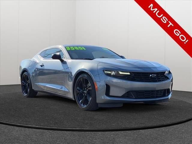 2022 Chevrolet Camaro — detail view