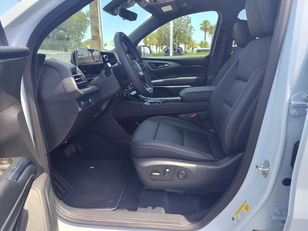 2026 Chevrolet Traverse — detail view