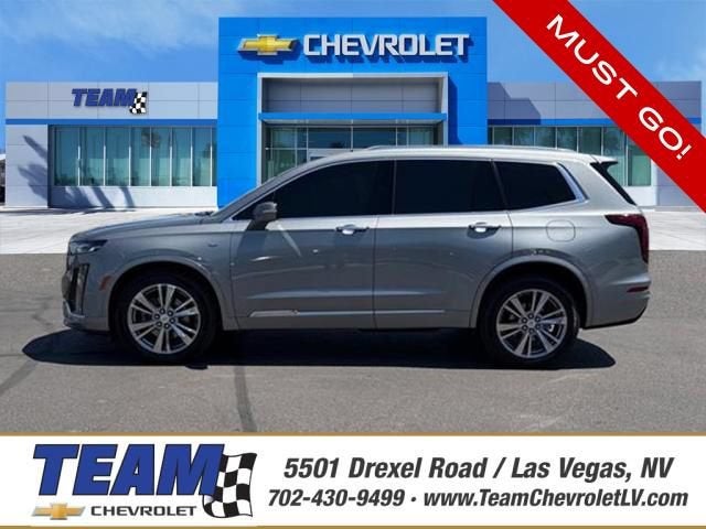 2024 Cadillac XT6 Premium Luxury in Argent Silver Metallic — front three-quarter view