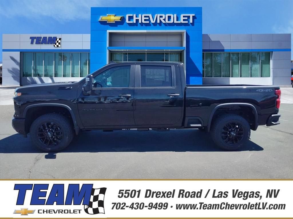 2026 Chevrolet Silverado 2500 HD Custom in Black — front three-quarter view