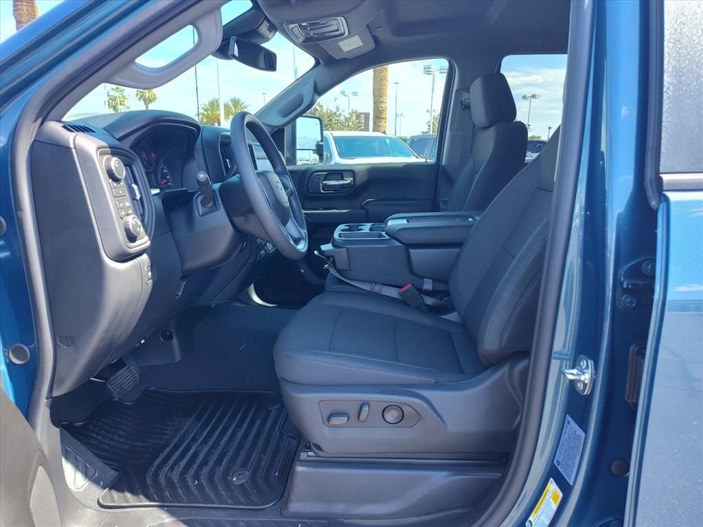 2026 Chevrolet Silverado 2500 HD — detail view