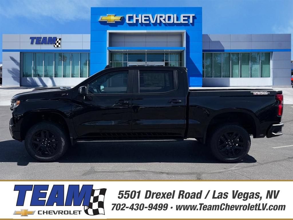 2026 Chevrolet Silverado 1500 LT Trail Boss in Black — front three-quarter view