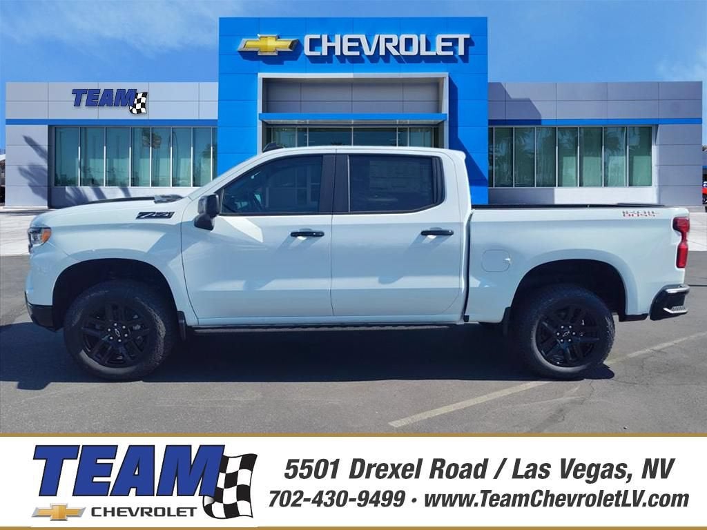 2026 Chevrolet Silverado 1500 LT Trail Boss in Summit White — front three-quarter view