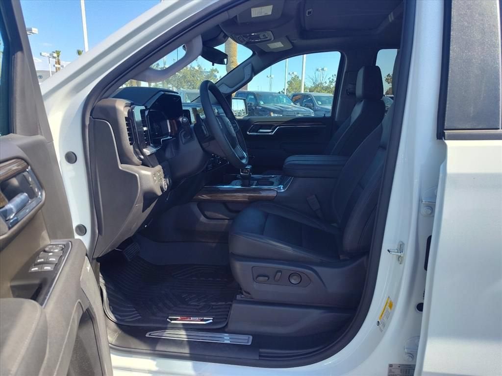 2026 Chevrolet Silverado 1500 — detail view