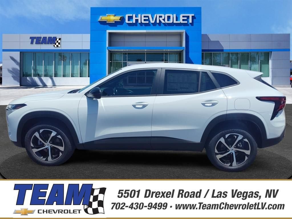 2026 Chevrolet Trax 1RS in Summit White — front three-quarter view